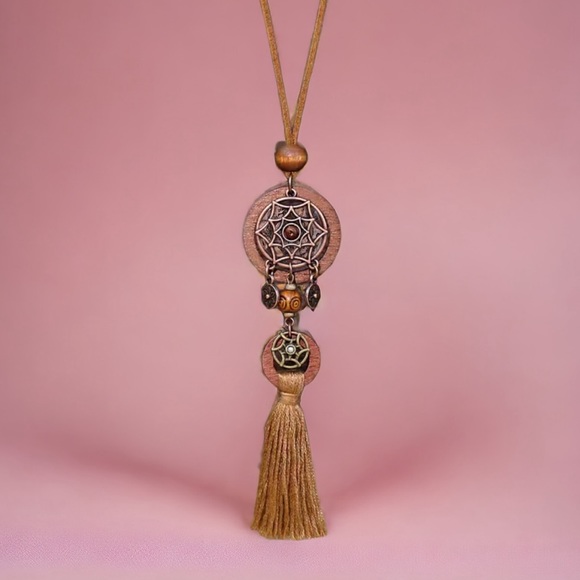 Boho Ladies 1 Pendant‎ Wooden Cut Out Necklace Round Hollow Set White Flower - Picture 8 of 10